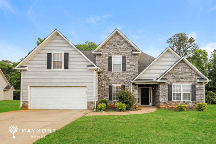 Primary Photo - Ellenwood Comfort with Spacious Living