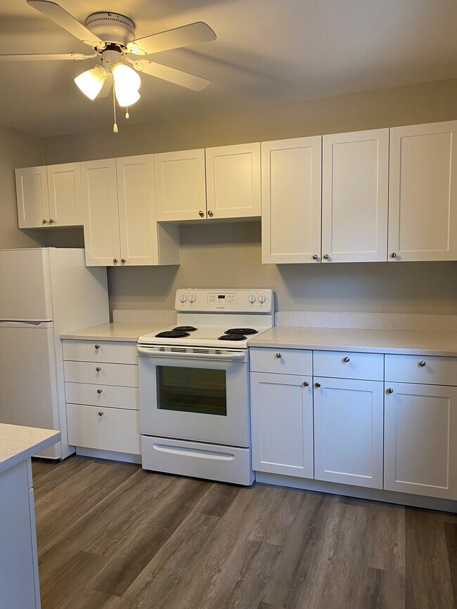 Photo du bâtiment - Hillcrest Manor