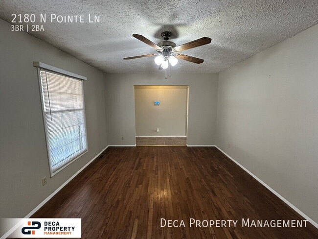 Foto del edificio - 2180 N Pointe Ln