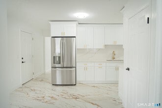 Building Photo - 21 Oven Rock Rd