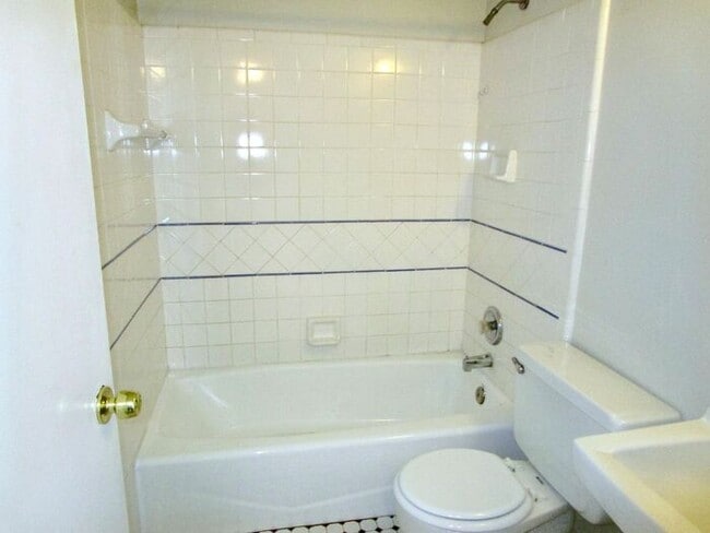 Foto del edificio - 125A Clubhouse Dr SW