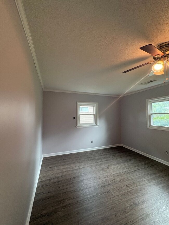 Photo - 2 bedroom 1 Bath Apartment