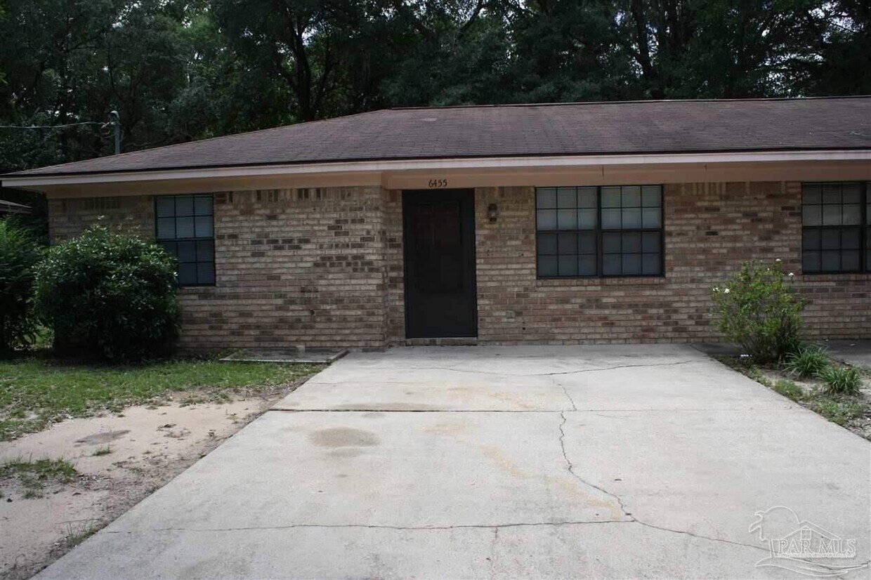 6453 Maddox Rd, Milton, FL 32570 House Rental in Milton, FL