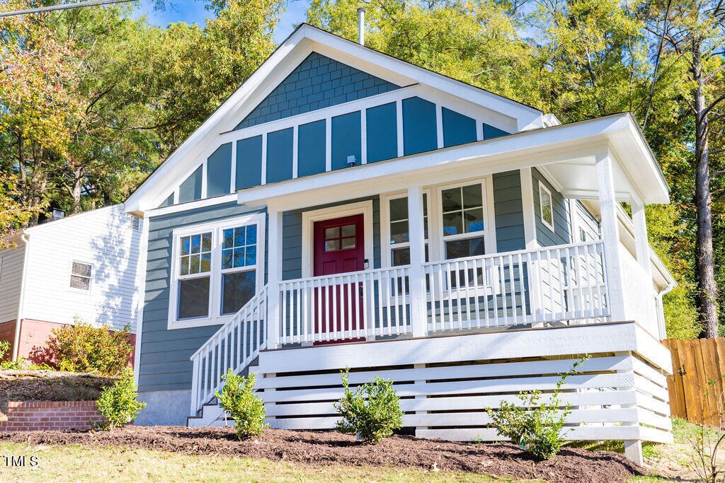 Foto principal - 831 Ridgeway Ave