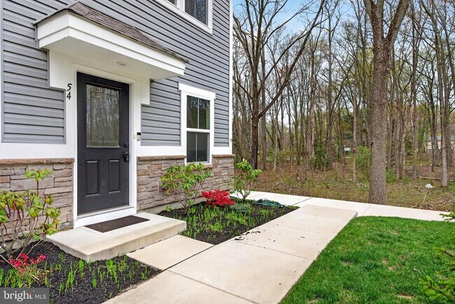 Foto del edificio - 54 Sidney Ln