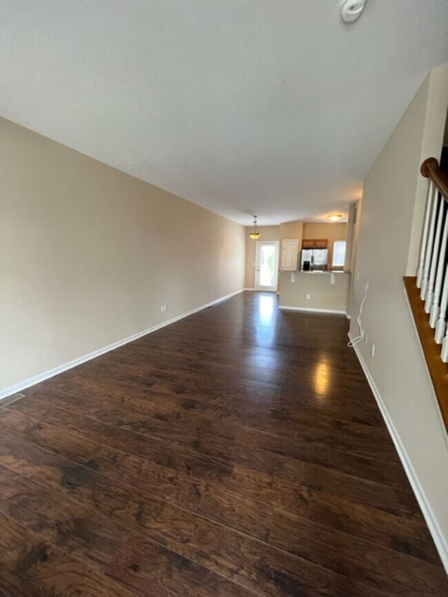 Foto del edificio - 2 Bed 2.5 Bath Condo in Downtown Powell Available for Pre-Lease!