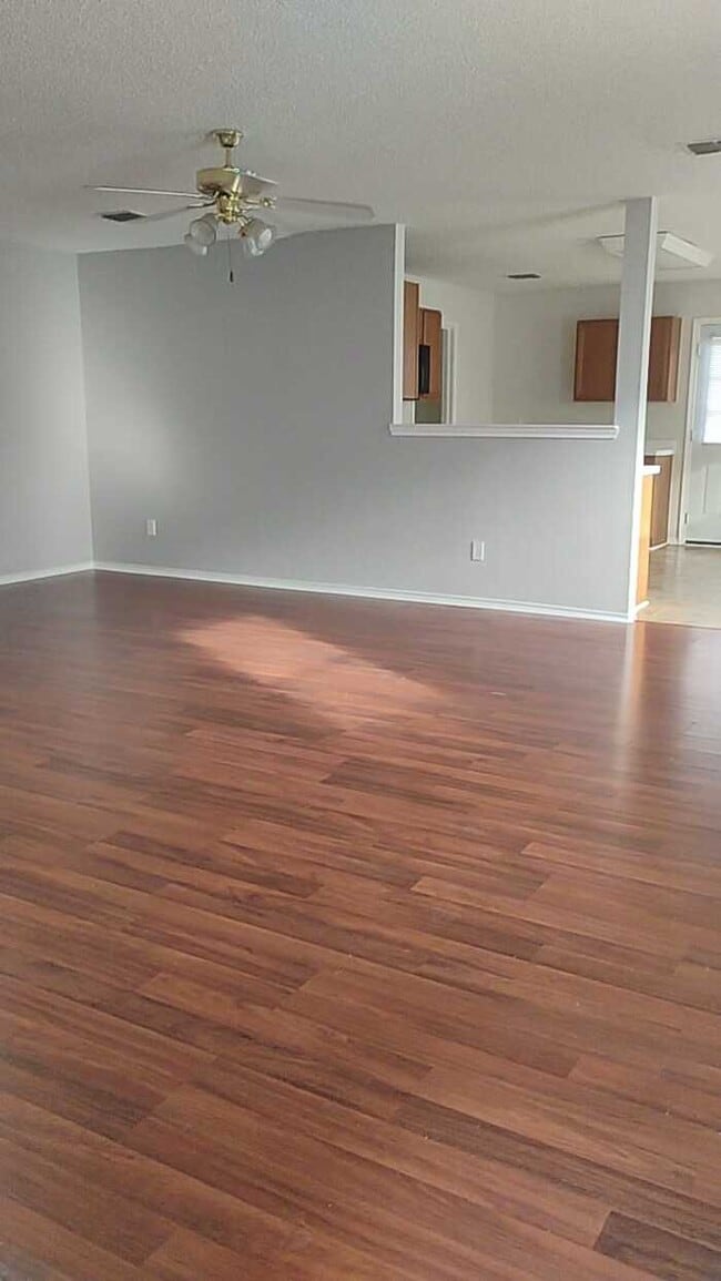 Photo - 1721 Baxter Springs Dr House