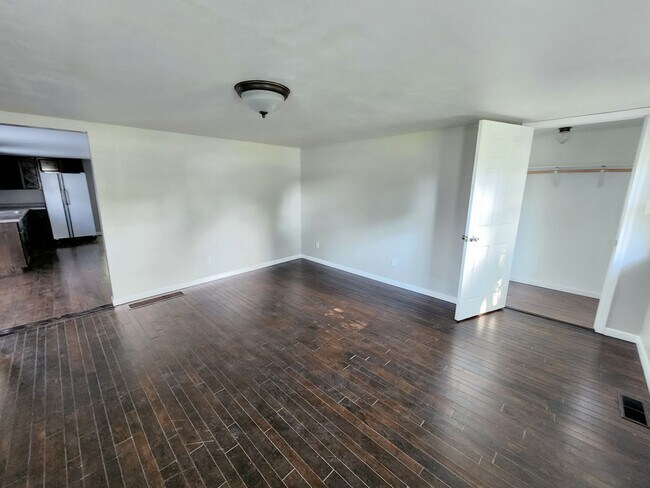 Foto del edificio - Available October 1st - East Peoria - 2BR/...