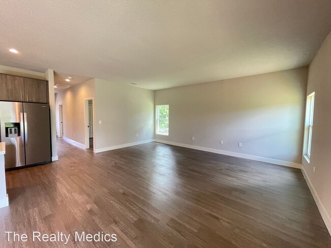 Building Photo - 4 br, 2 bath House - 1366 Pavillion St NW