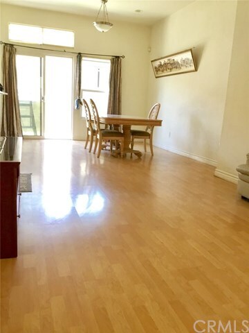 Building Photo - 115 Dewey Ave