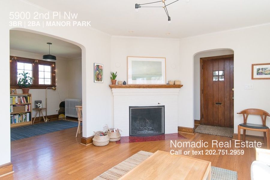 Foto principal - 5900 2nd Pl NW