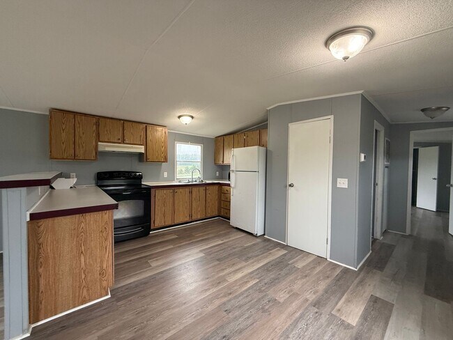 Foto del edificio - 3 Bedroom 2 Bathroom Mobile Home Located in Greeneville, TN