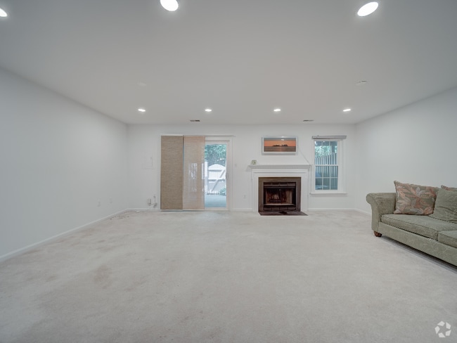 Building Photo - 3006 Fallswood Glen Ct