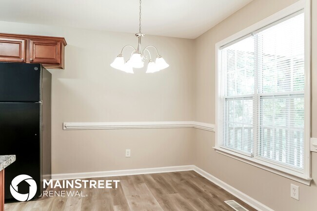 Foto del edificio - 174 Fox Chase Ln