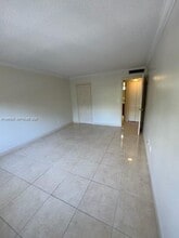 Building Photo - 9301 SW 92nd Ave