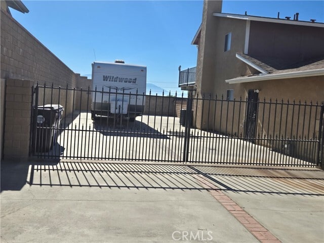Foto del edificio - 6455 N Ventura Ave