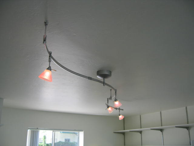 Foto del edificio - 1250 E Manlove St