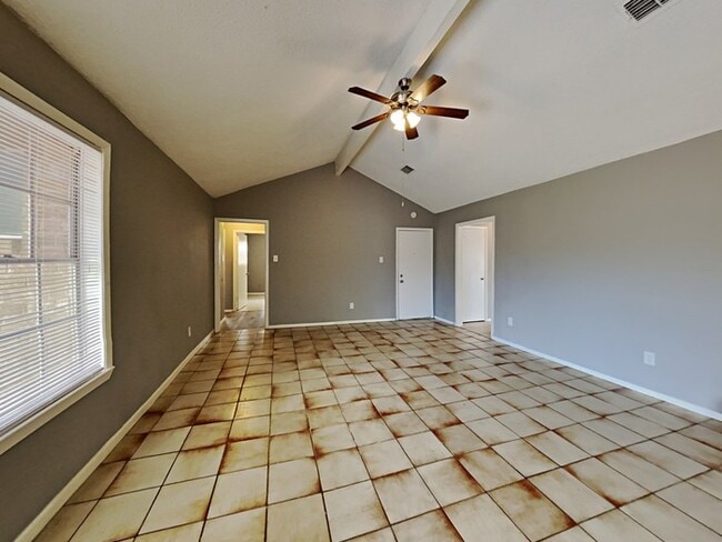 Building Photo - 2238 Turtle Creek Dr