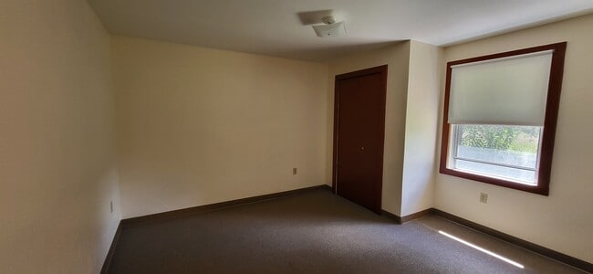 Master Bedroom - 4085 Falling Creek Rd