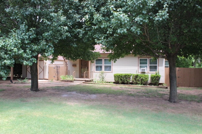 Photo - 4521 SE 22nd St House