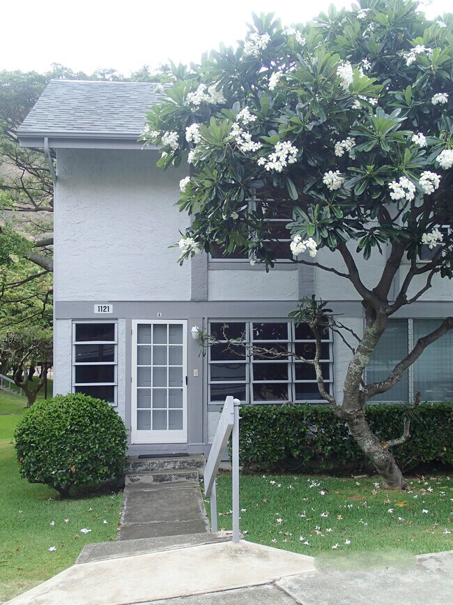 Building Photo - 1121 Kumukumu St #A