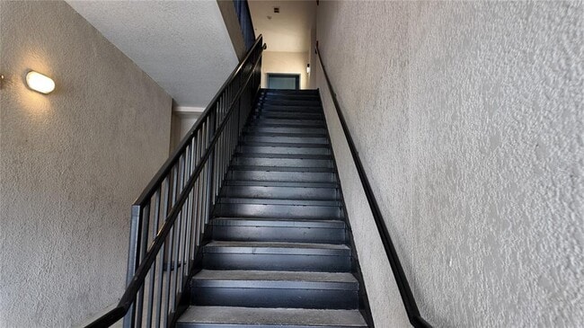 Foto del edificio - 3051 Greystone Loop