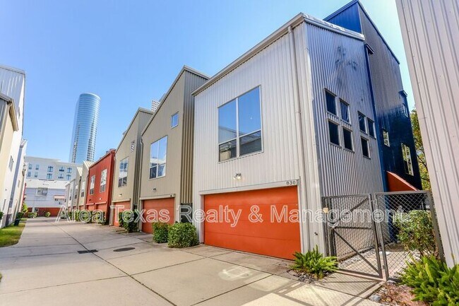 Building Photo - 830 Andrews St