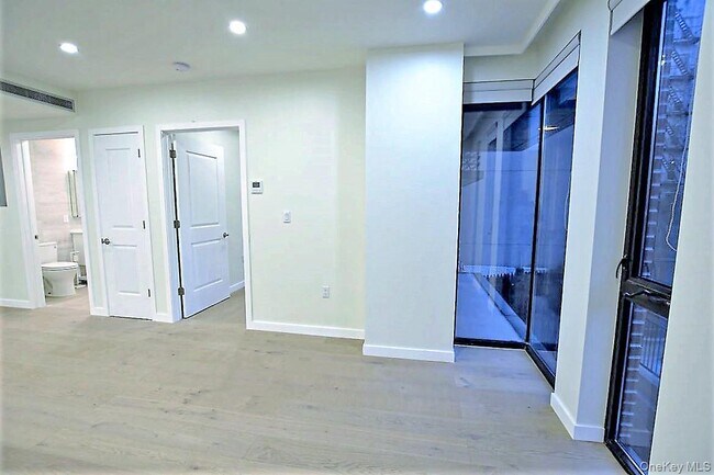 Foto del edificio - 41-15 44th St