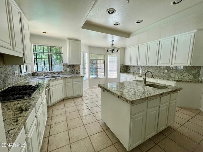 Building Photo - 5580 Eagle Point Cir