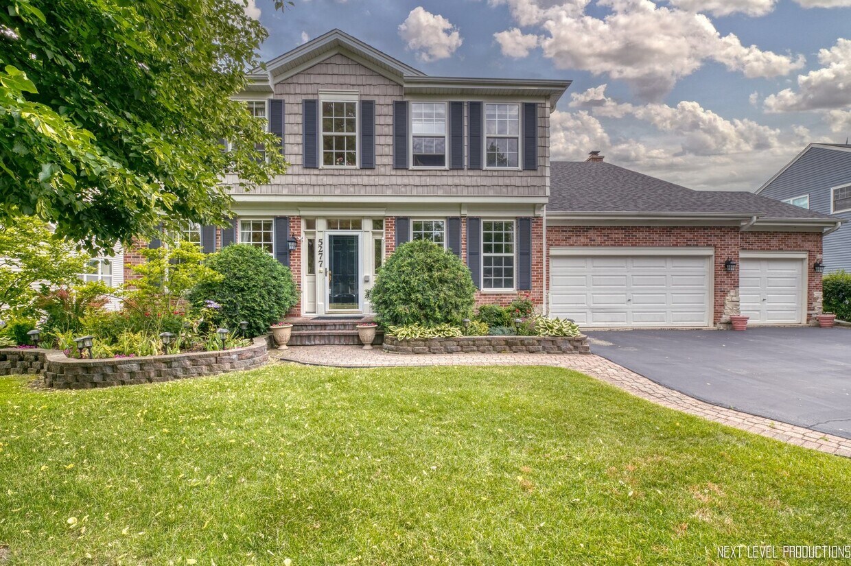 5277 Galloway Dr, Hoffman Estates, IL 60192 House Rental in Hoffman Estates, IL