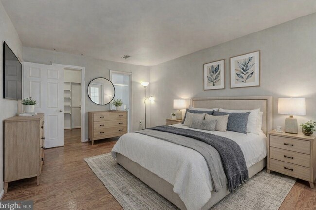 Foto del edificio - 13119 Shadyside Ln