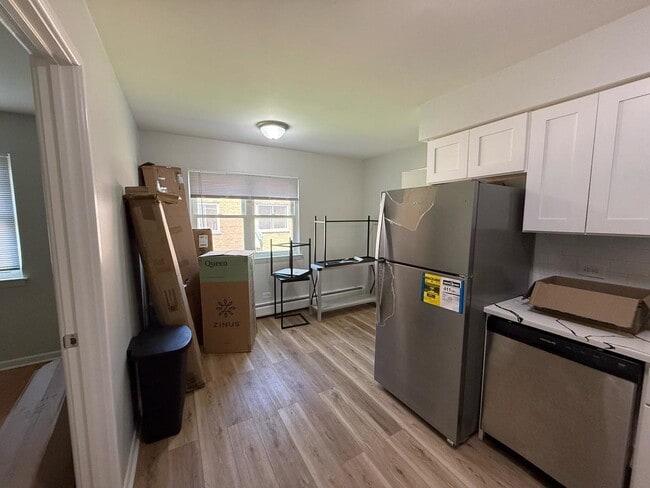 Building Photo - 9662 Golf Terrace