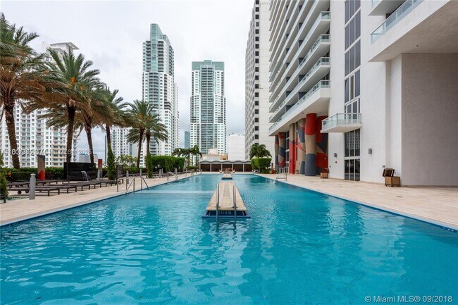 Foto del edificio - 50 Biscayne Blvd
