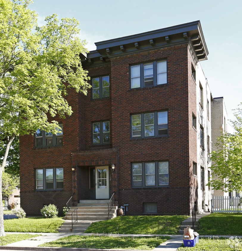 Foto principal - 1577 Ashland Ave