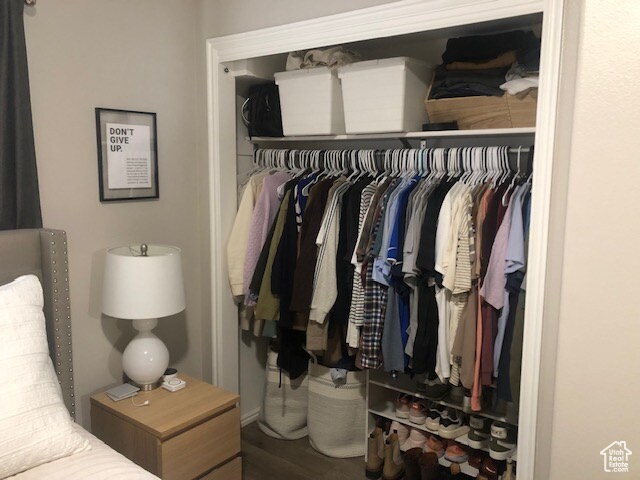 Foto del edificio - 587 N 200 E