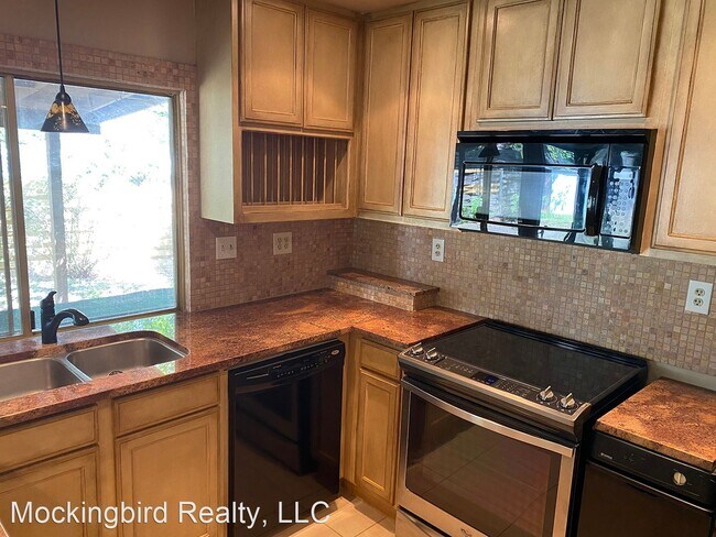 Building Photo - 4 br, 2 bath House - 5107 Sierra Madre