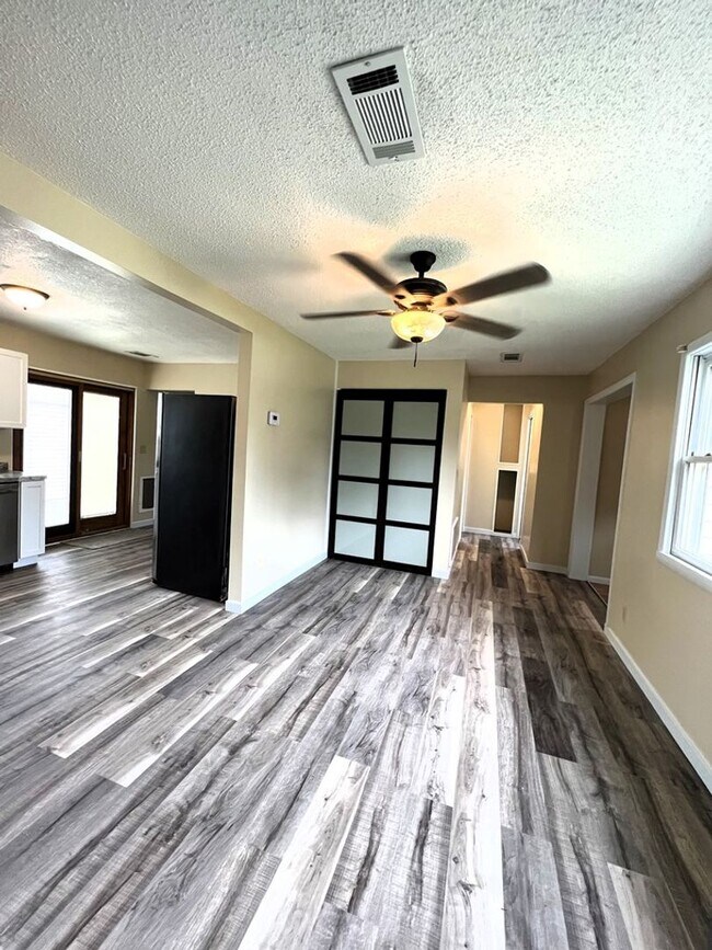 Building Photo - 1019 Talley Dr