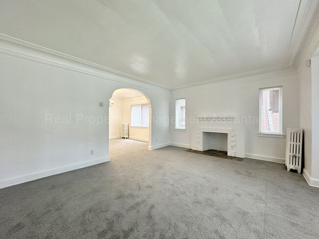 Foto del edificio - 17512 Roselawn St