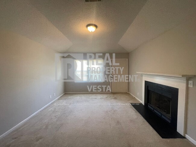 Building Photo - 4475 Azalea Dr