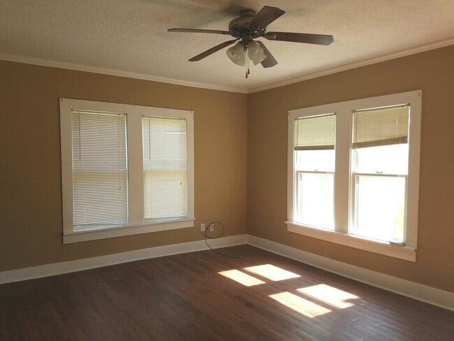 Foto del edificio - TWO BEDROOMS IN SOUTH ABILENE