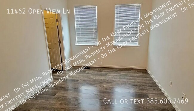 Foto del edificio - 11462 Open View Ln