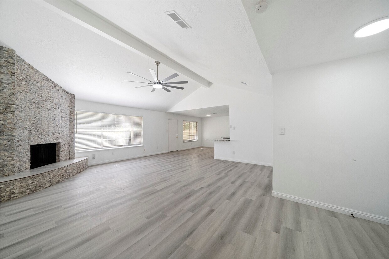 Foto principal - 5726 Yorkgate Dr