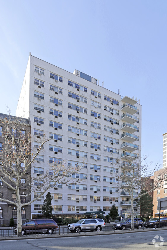 Building Photo - The Diplomat