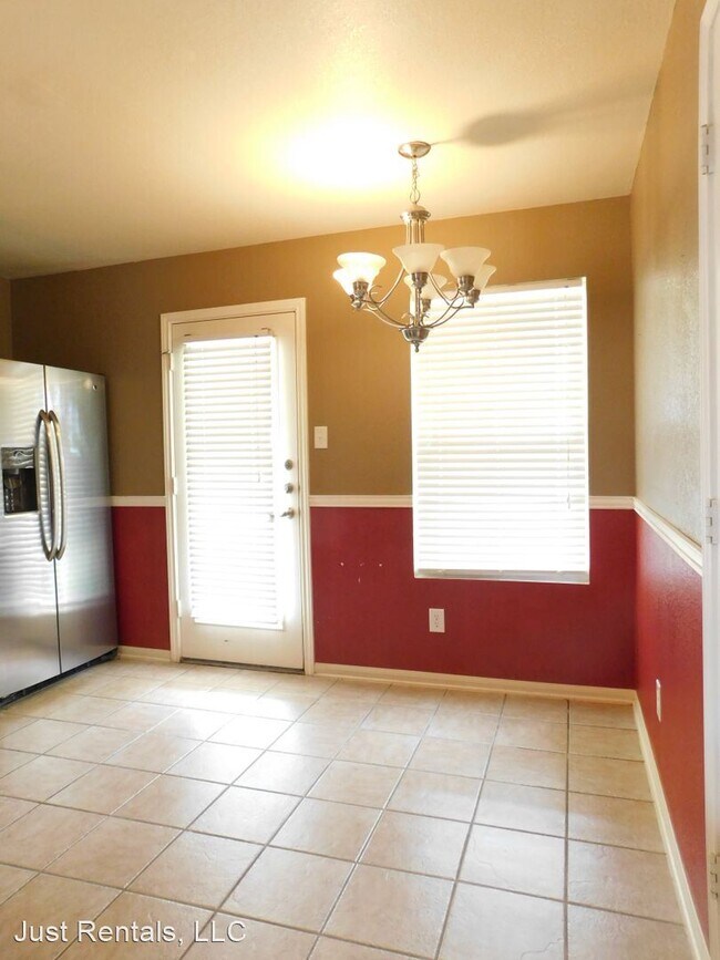 Foto del edificio - 3 br, 2 bath House - 3004 Tangent Ct