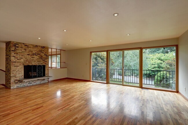 Foto del edificio - Welcome Home to Your Beautiful Oasis in Enatai!