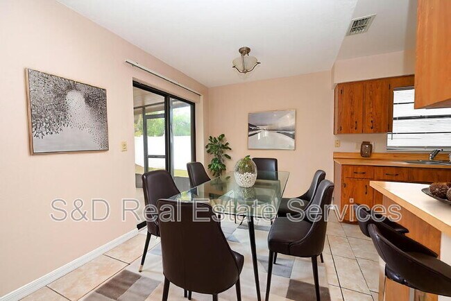Foto del edificio - 1018 Sunshine Way SW