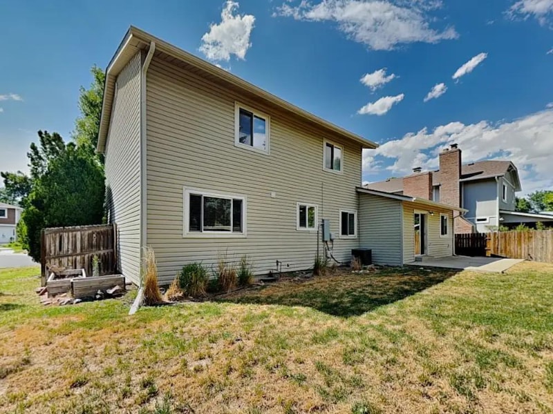Primary Photo - 5172 S Truckee St
