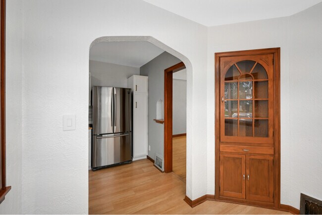 Foto del edificio - 1234 Watson Ave
