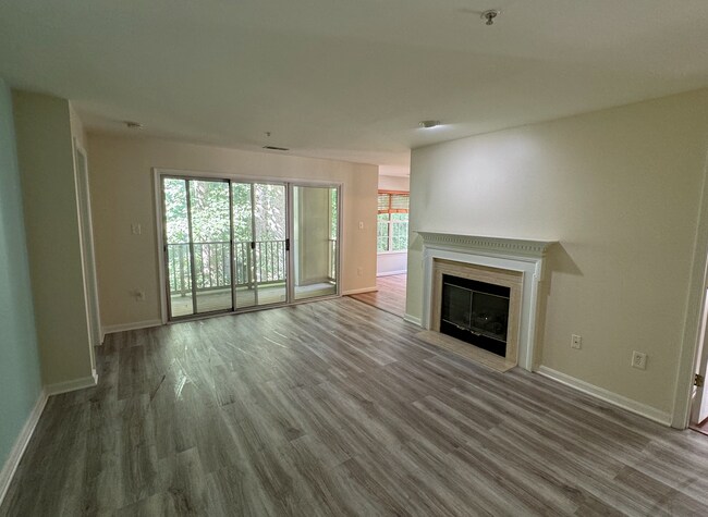 Foto del edificio - 115 Timberbrook Ln