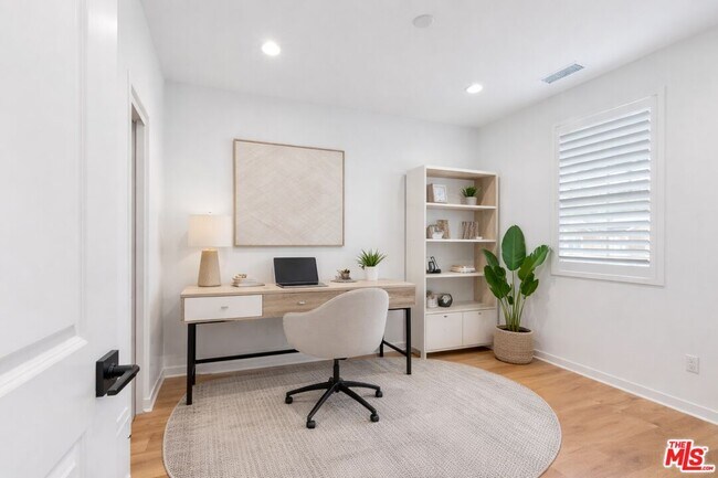 Foto del edificio - 18130 Radiance Ln